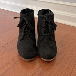 Black ankle boots